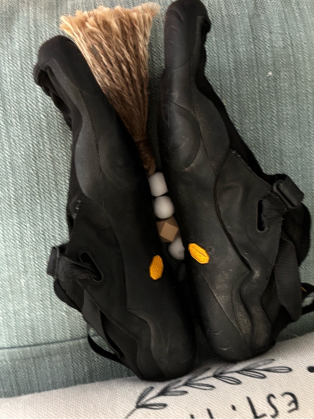 Vibram Black FiveFingers 42  Toe-Designed Athletic Shoes woman’s Sz 10 - Picture 3 of 5